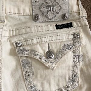 Creme/Ivory Miss Me Skinny Jeans